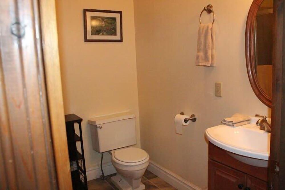 Smedley's Suites photo 15