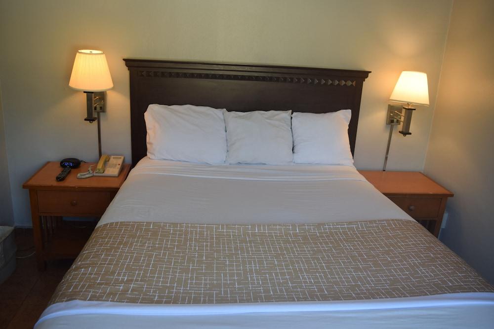 SF Central Hotel photo 11