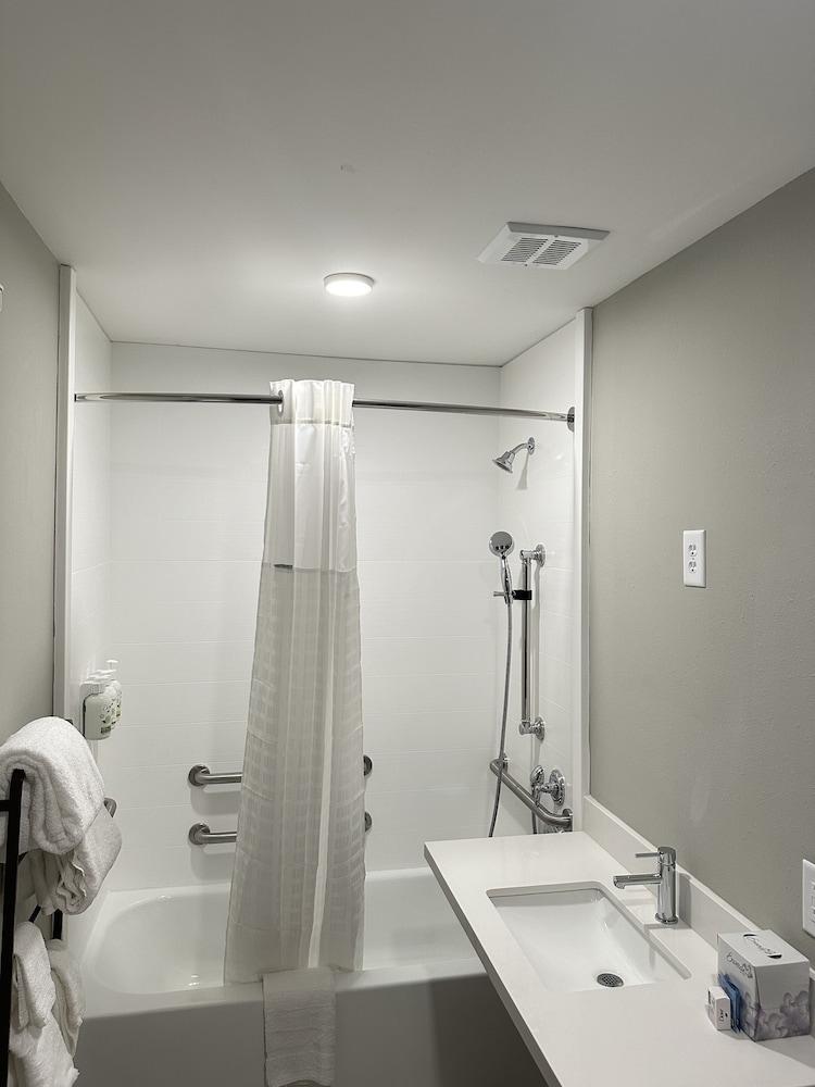 La Quinta Inn by Wyndham Columbia NE/Fort Jackson photo 50