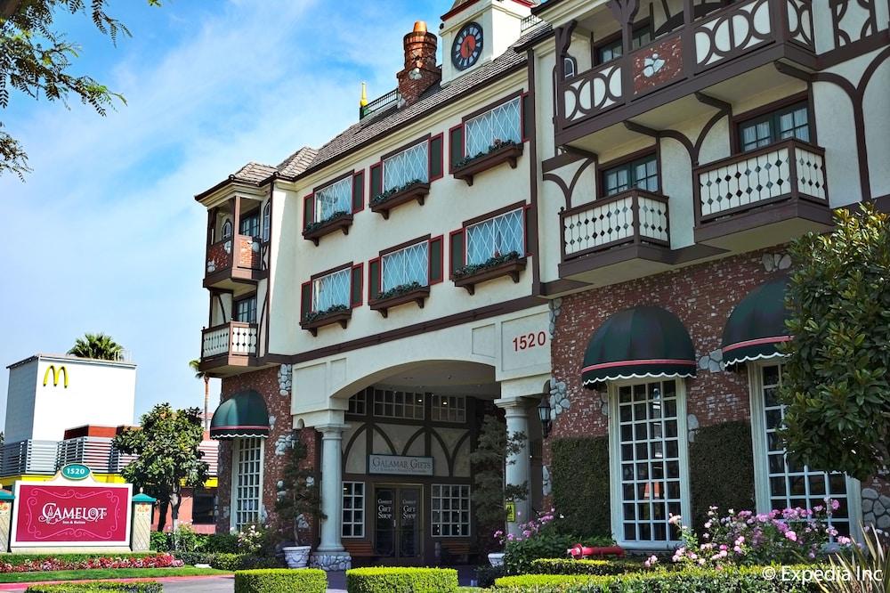 Anaheim Camelot Inn & Suites photo 13