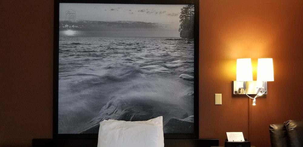 Super 8 by Wyndham Ashland photo 12
