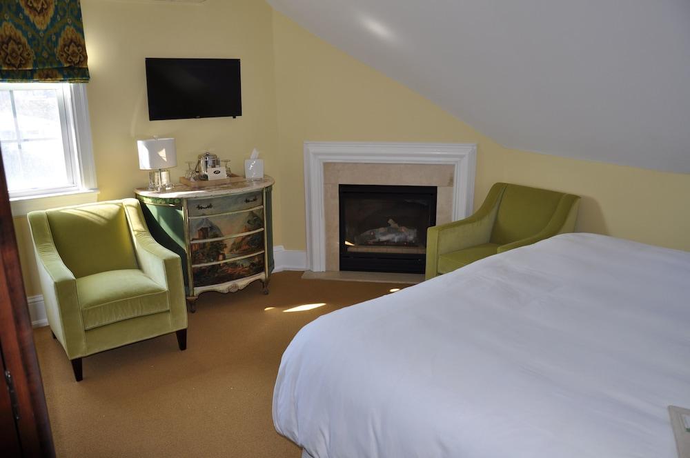 Peter Shields Inn & Restaurant photo 17