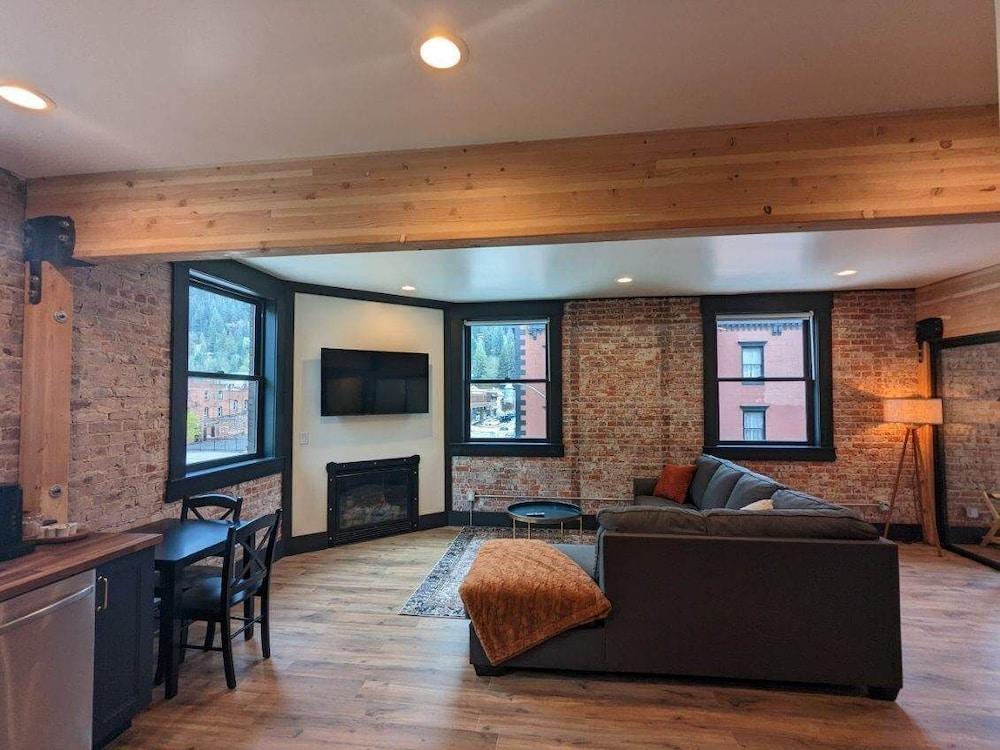 Linden Lofts photo 14
