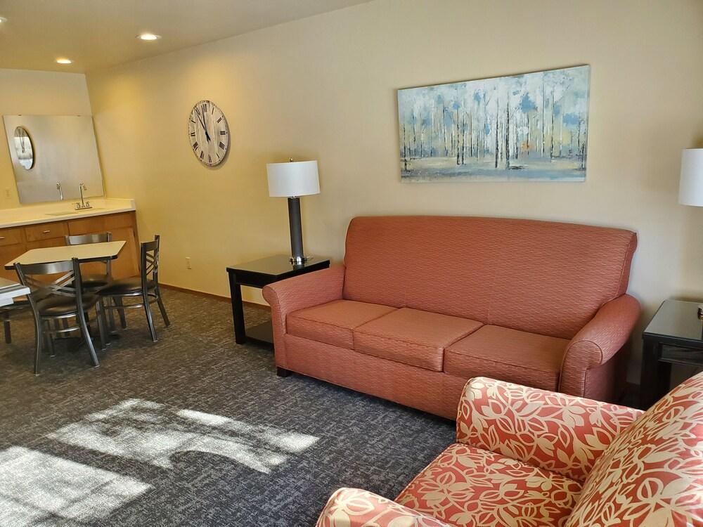 Homestead Suites photo 32