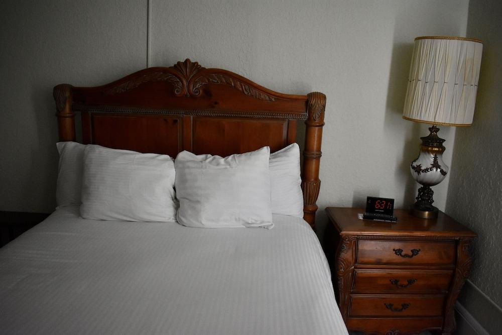 The DeLand Hotel photo 3