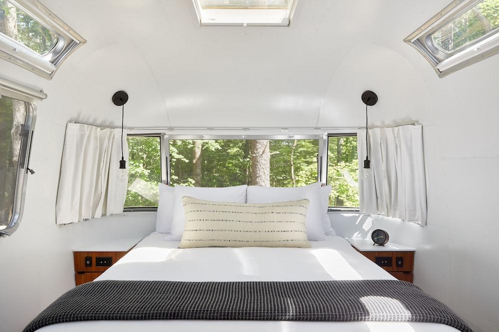 AutoCamp Asheville photo 7