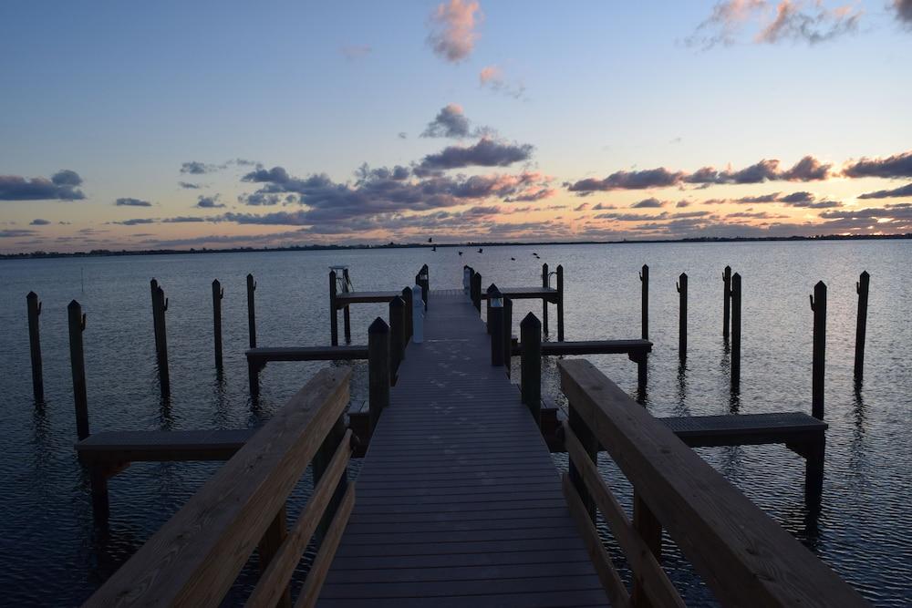 Caribbean Shores Waterfront Resort photo 52