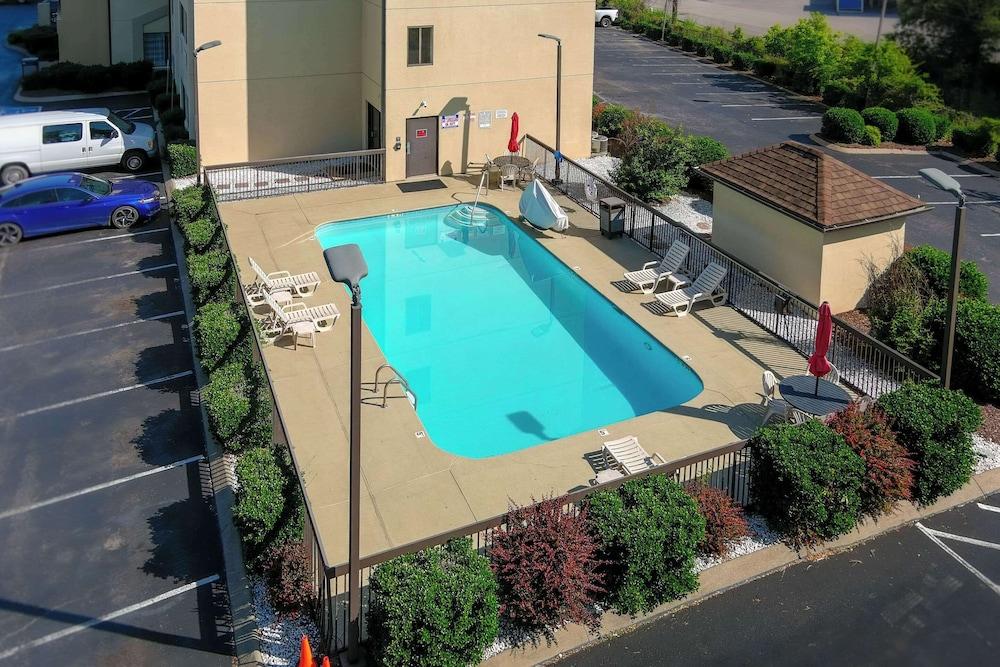 Sleep Inn Murfreesboro Shopping District photo 18
