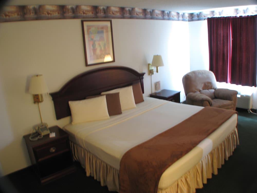Dodge House Hotel & Convention Center photo 13
