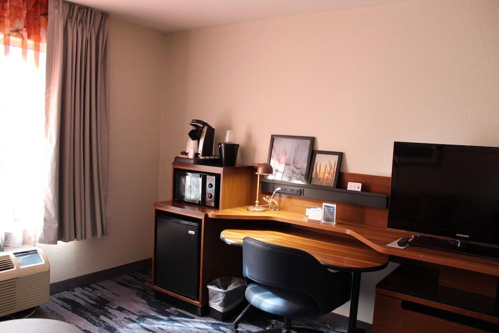 Fairfield Inn by Marriott Raleigh Airport/RTP photo 13