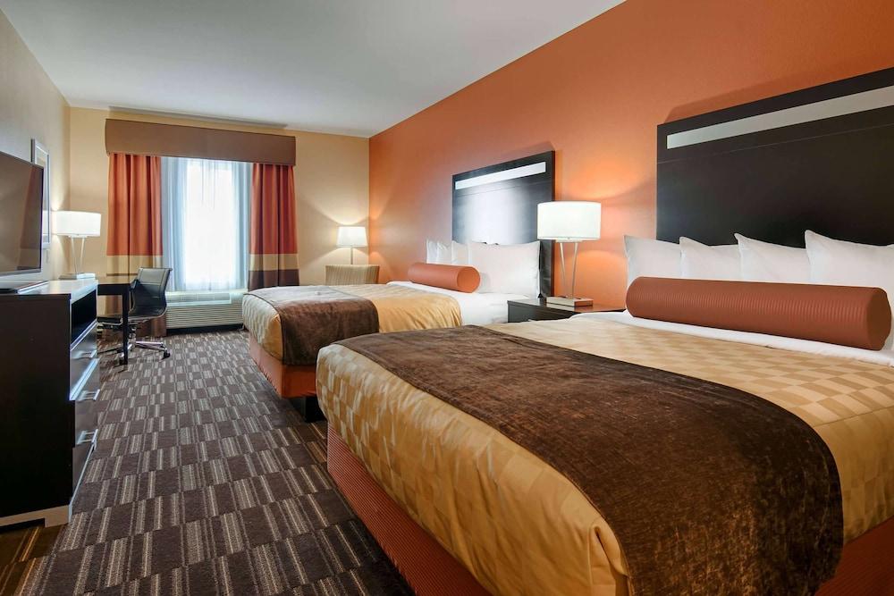 Wyndham Garden Lancaster CA photo 15