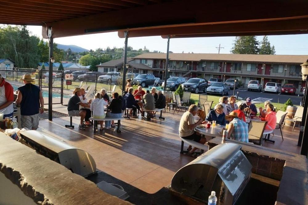 Mountain View Lodge and Resort photo 9