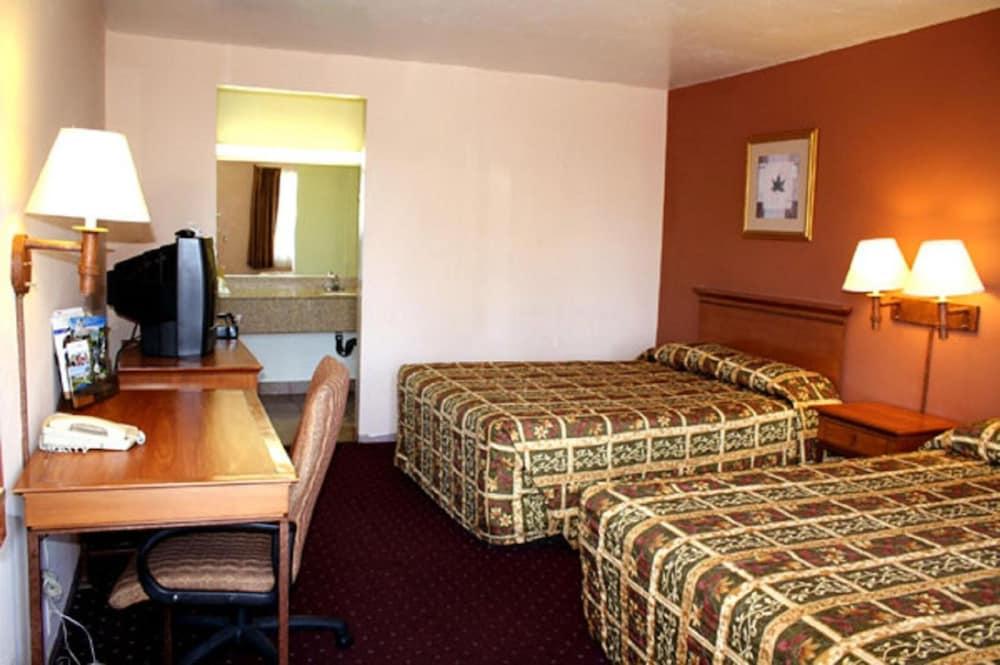 Escondido Lodge photo 12