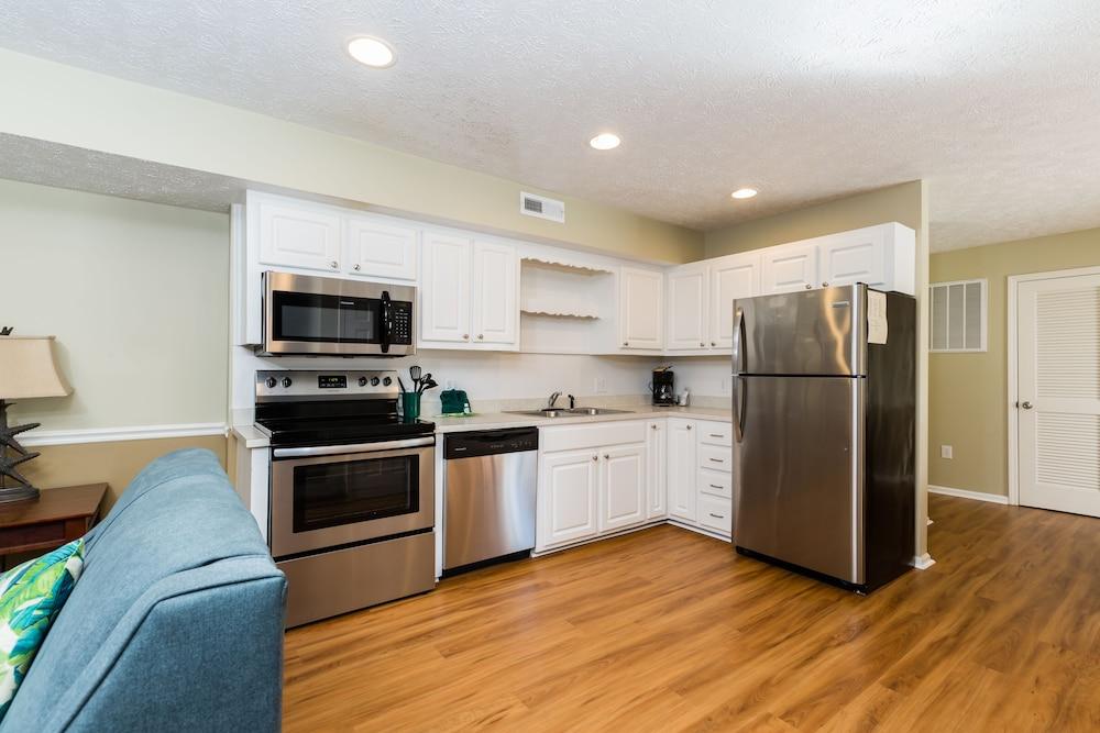 Country Club Villas photo 24