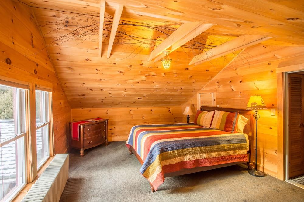 ADK Trail Inn photo 16
