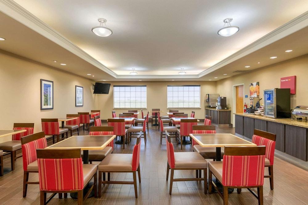 Comfort Inn & Suites, Odessa I-20 photo 26