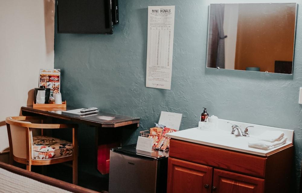The Miner's Boutique Hotel photo 37