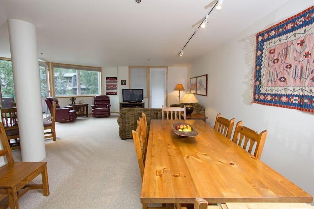 Ice House Suites and Condominiums photo 32