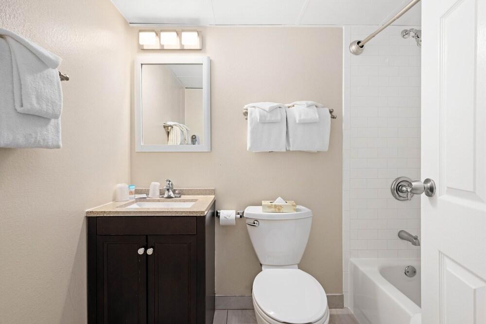 Carousel Resort Hotel & Condominiums photo 10
