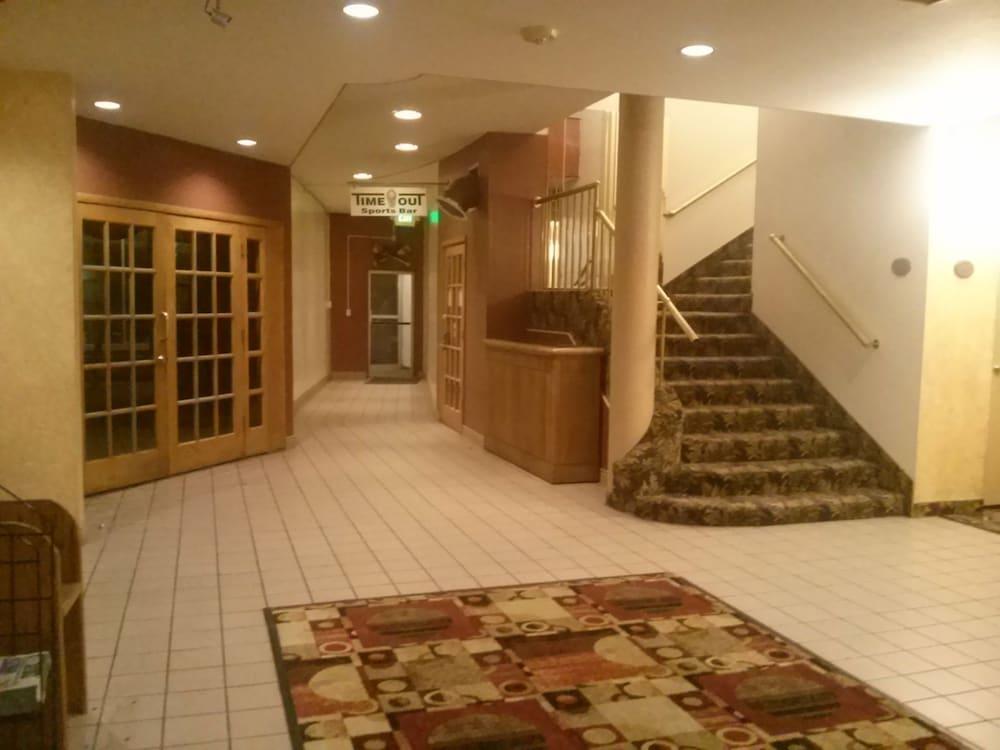 Val U Stay Inn and Suites photo 10