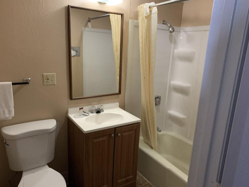 Ashland Motel photo 10