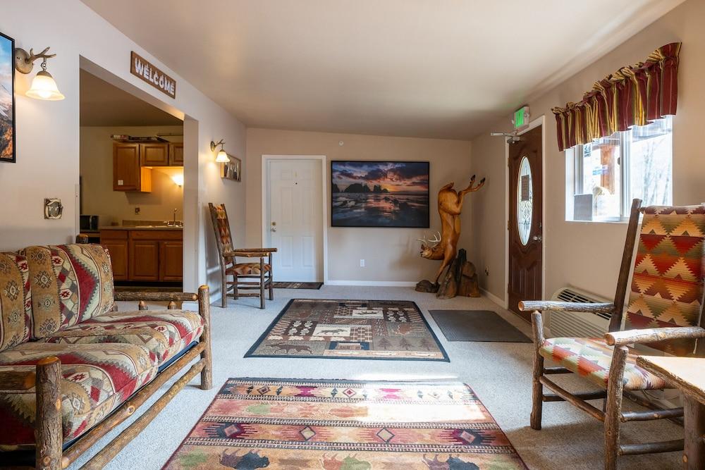 North Cascades Inn photo 99