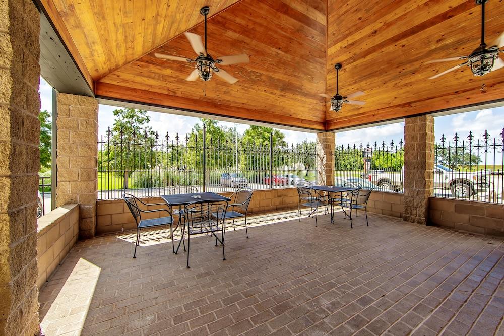 Southern Breeze Lodge photo 75