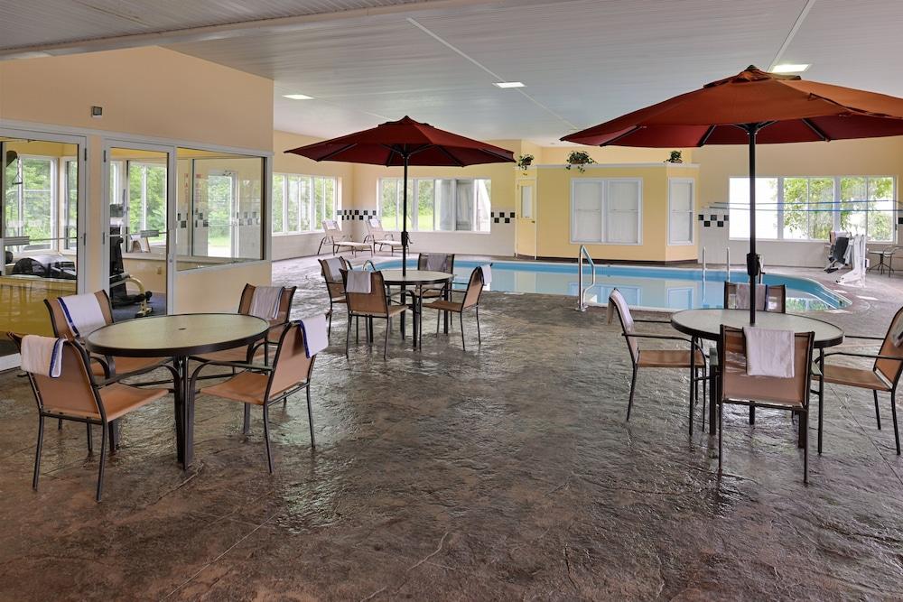 Red Roof Inn Sandusky - Milan photo 14