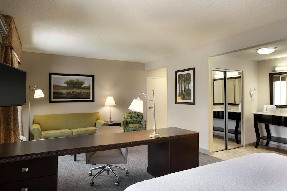 Hampton Inn & Suites Mahwah photo 23