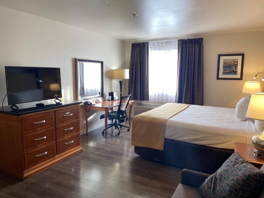 Toppenish Inn and Suites photo 6