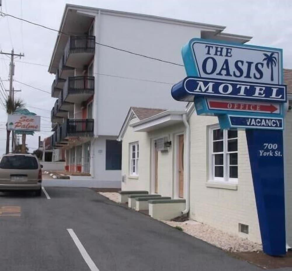 Oasis Motel photo 1