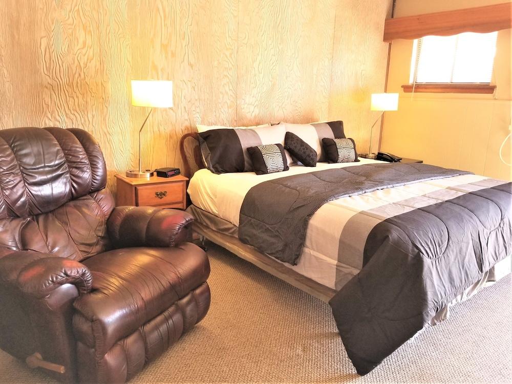 Duffer Motel photo 37