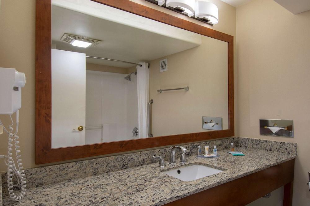 Comfort Inn Santa Fe South photo 15