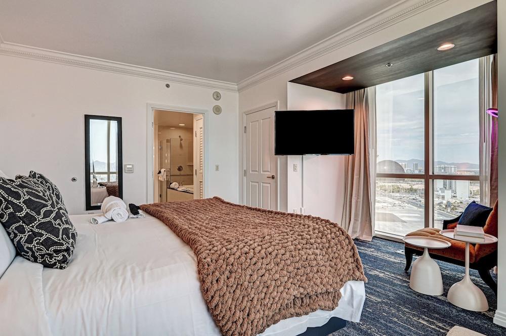 Suite Hub LV at Signature Sphere View photo 39