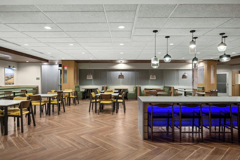 Fairfield Inn & Suites Livermore photo 6