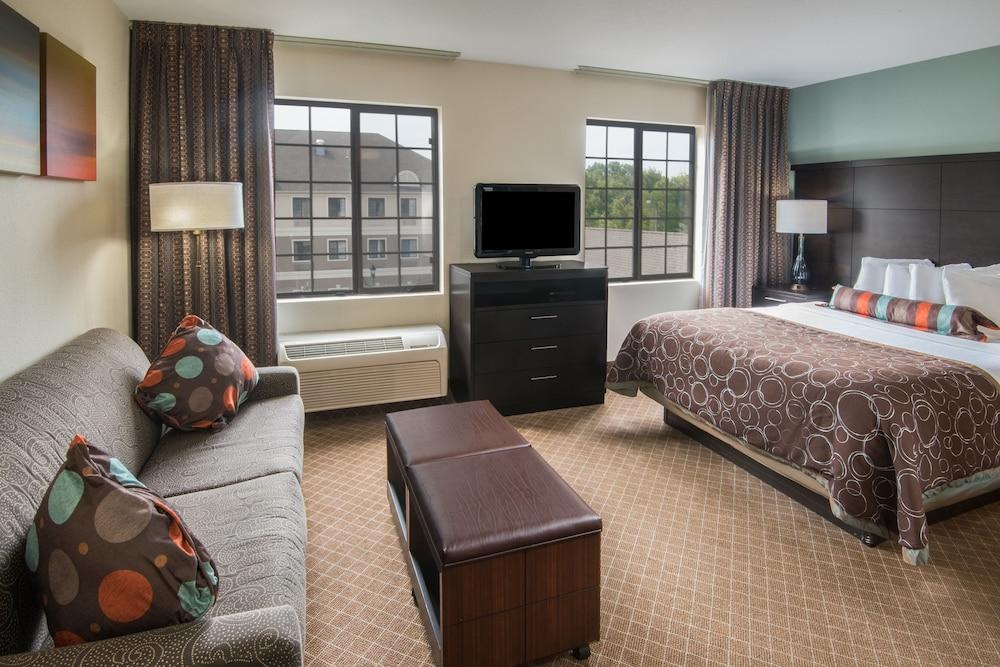 Staybridge Suites Columbus-Airport by IHG photo 6