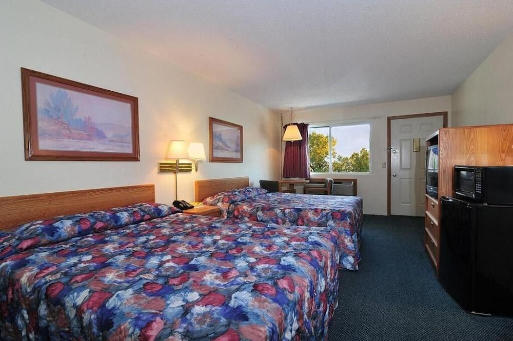 Dells Park Motel photo 2