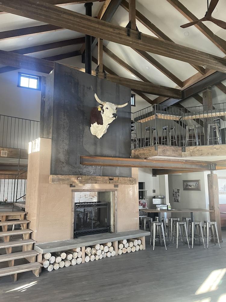 Challis Roadhouse photo 37