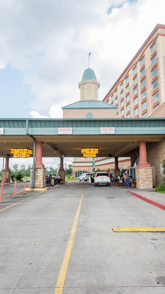 Delta Downs Racetrack Casino Hotel photo 34
