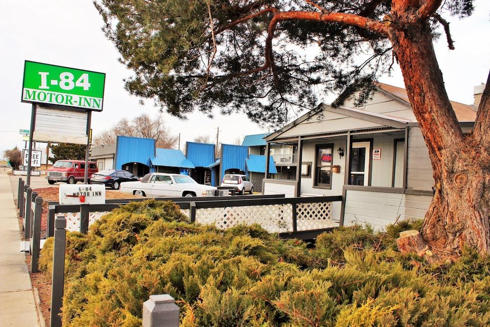 I-84 Motor Inn photo 4