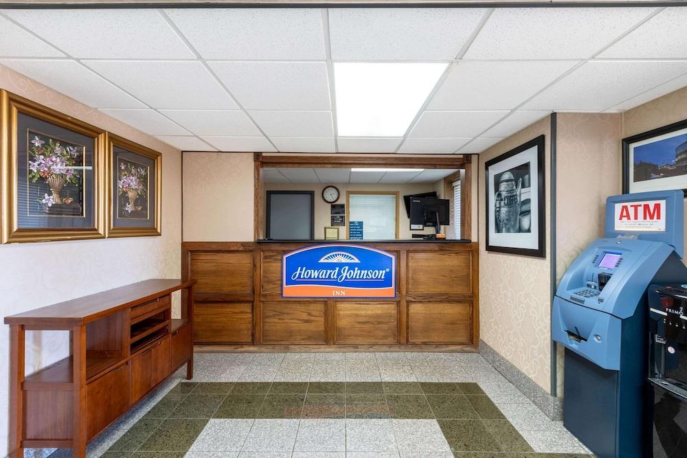 Howard Johnson by Wyndham Gillette photo 29
