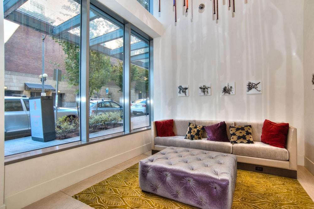 Furnished Apartments on Pine Street photo 29