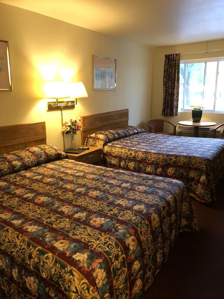 Lakeside Motel photo 4