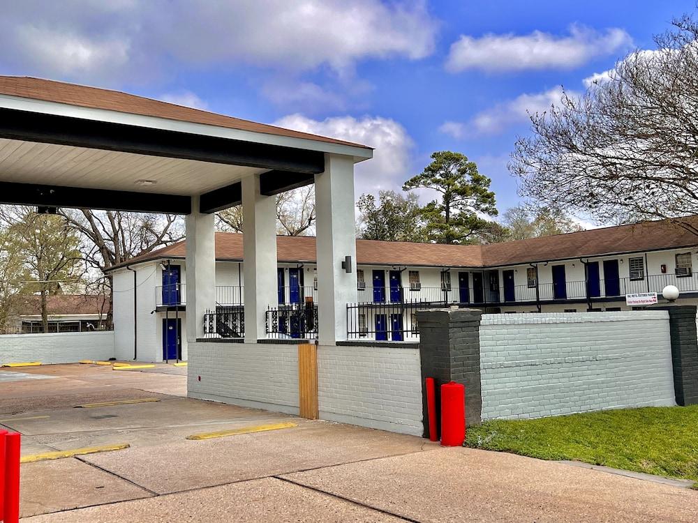 Orbit Inn - Houston Homestead/Tidwell photo 6