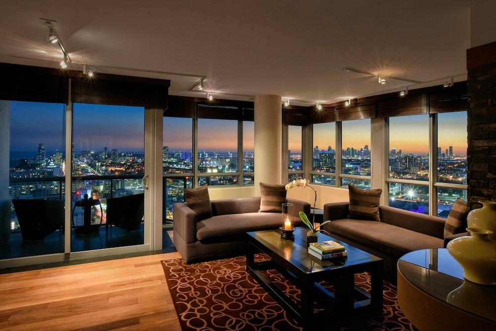 The Setai photo 24