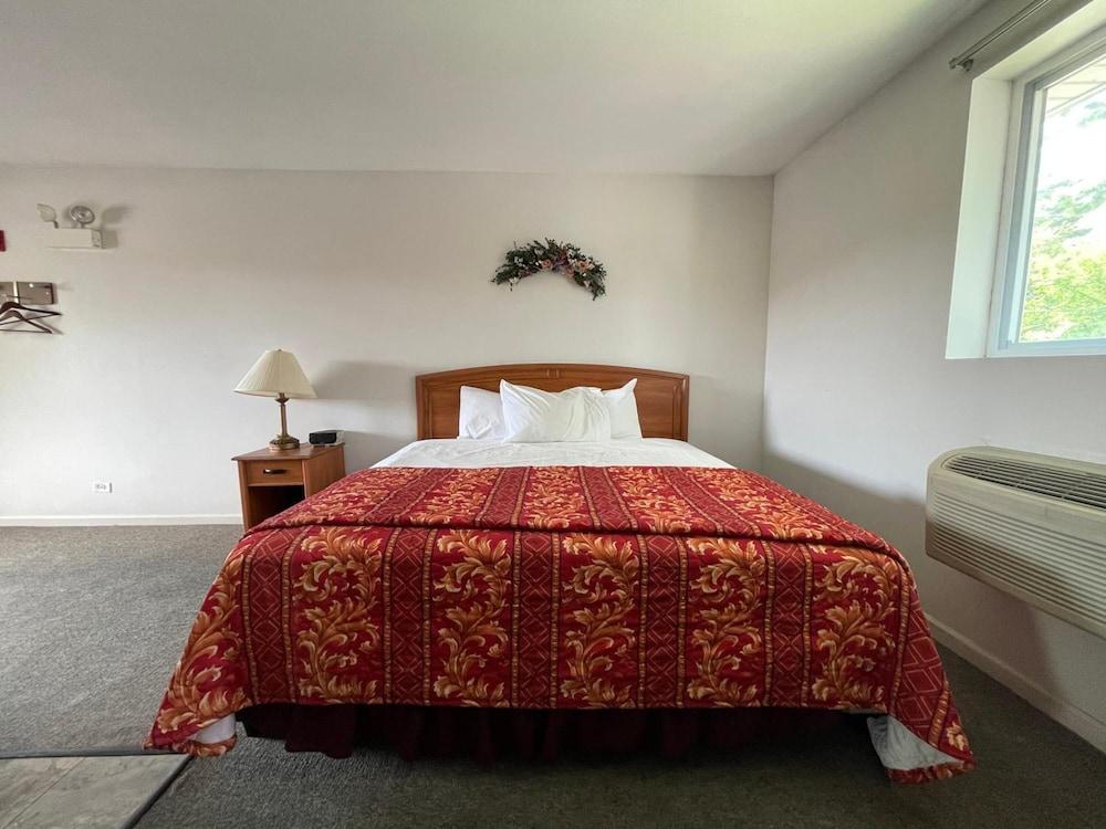 VIBE INN - WHIRLPOOL SUITES photo 18