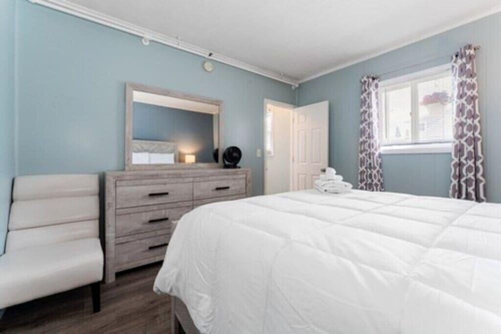 Seaside Suites photo 21