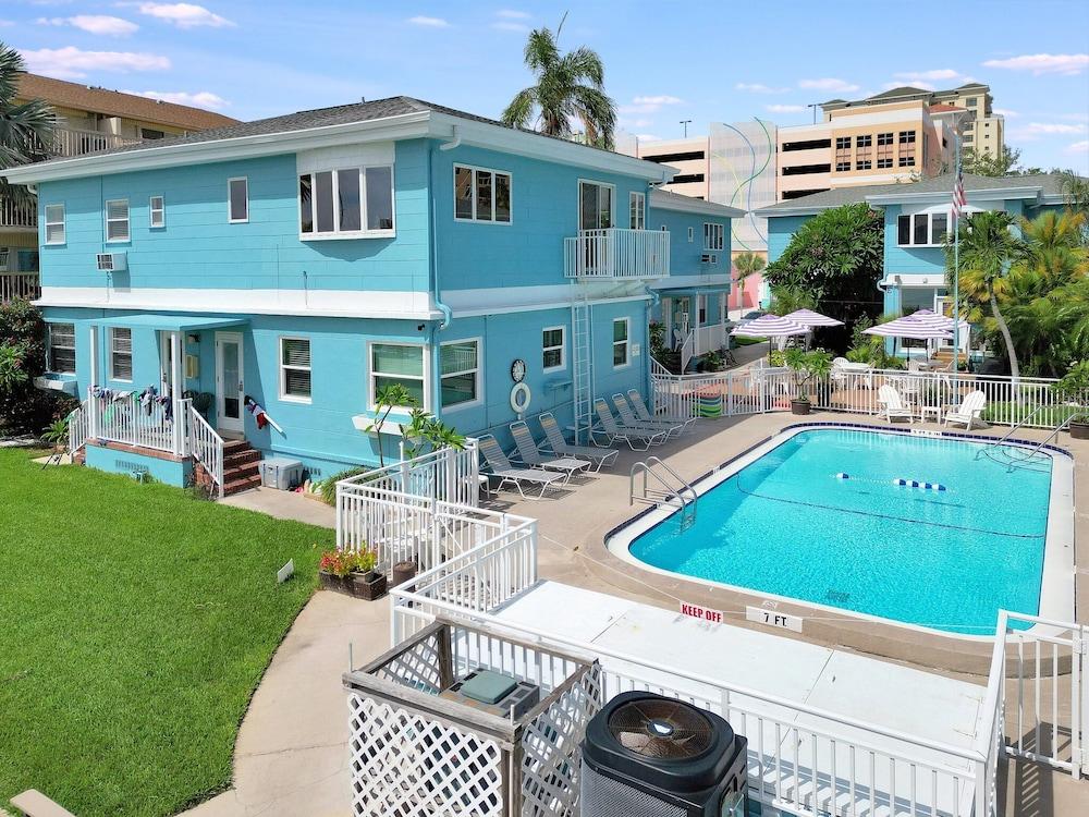 The Seashell Suites photo 2