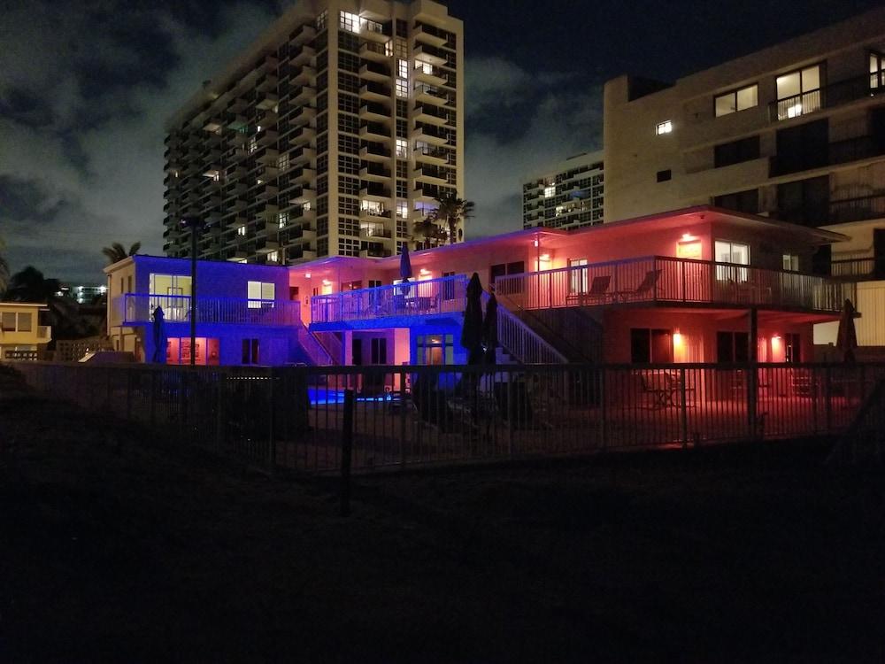 Le Cabanon Motel photo 53