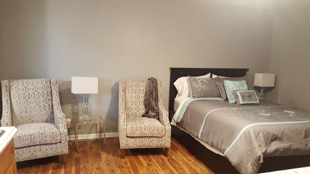 Tower Extended Stay Suites photo 9